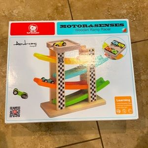Wooden Ramp Racer (cars): Motor & Senses